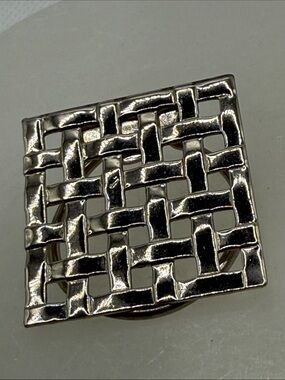 Vintage Silver Tone Woven Square waffle by Jeri Lou modernist scarf clip